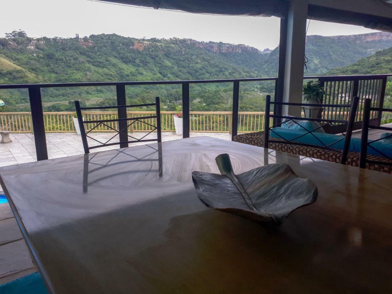 Umtamvuna View Cabanas Порт-Эдвард Экстерьер фото